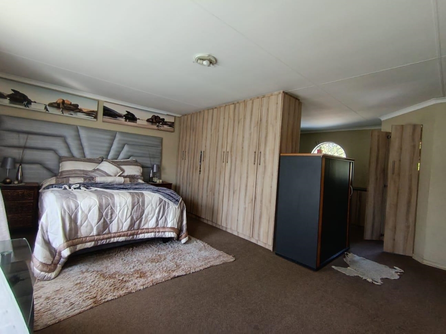 3 Bedroom Property for Sale in Pellissier Free State